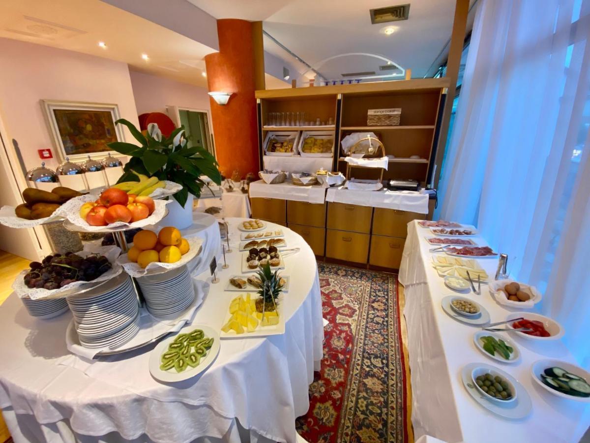 טריאסטה Greif Hotel Maria Theresia מראה חיצוני תמונה