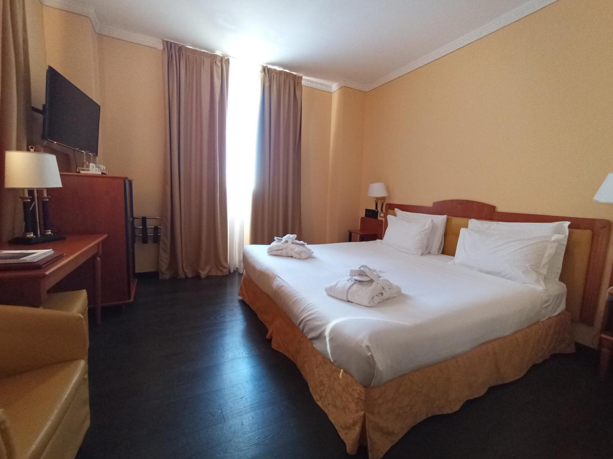 טריאסטה Greif Hotel Maria Theresia מראה חיצוני תמונה